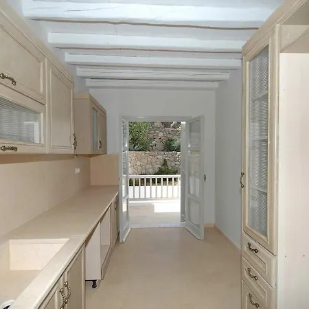 Marvi House Hébergement de vacances *