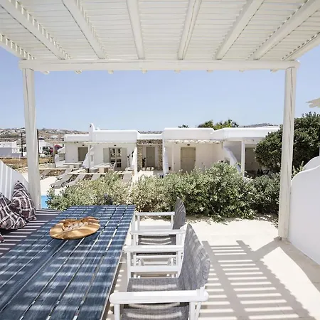 Marvi House 別荘 オルノス