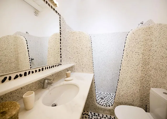 Marvi House * אורנוס