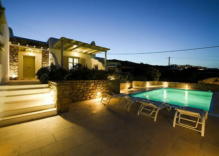 Marvi House בית נופש *