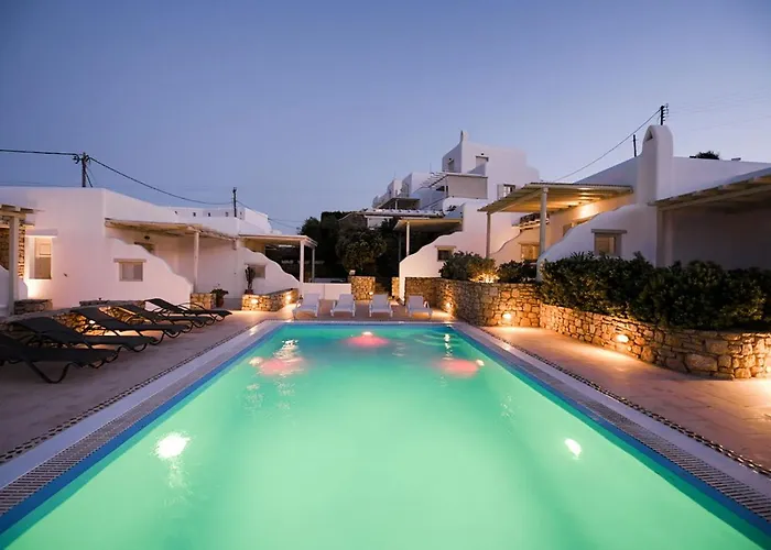 Marvi House בית נופש *